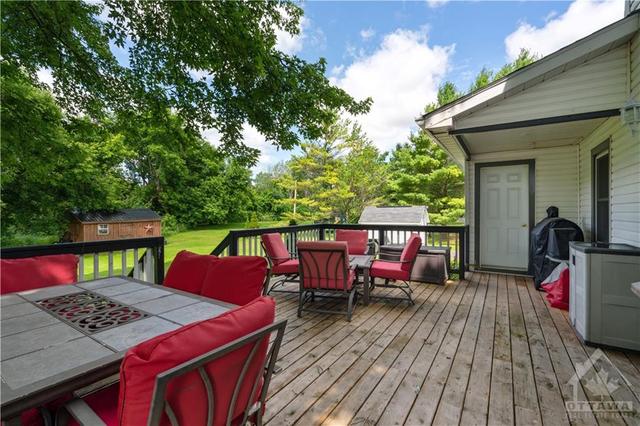 4958 County Rd 31 Rd, House detached with 3 bedrooms, 3 bathrooms and 10 parking in South Dundas ON | Image 24