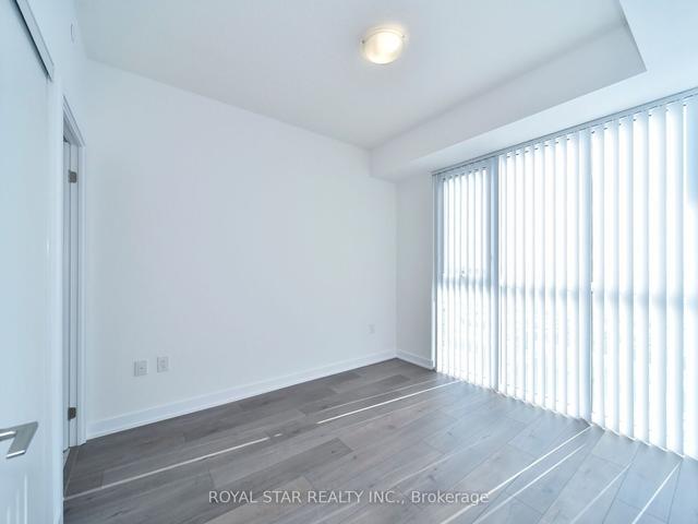 909 - 10 Honeycrisp Cres, Condo with 2 bedrooms, 2 bathrooms and 1 parking in Vaughan ON | Image 22