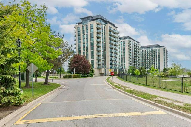 909 - 45 Yorkland Blvd, Condo with 1 bedrooms, 1 bathrooms and 1 parking in Brampton ON | Image 10