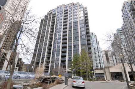 PH201 - 18 Hollywood Ave, Condo with 1 bedrooms, 1 bathrooms and 1 parking in North York ON | Image 1