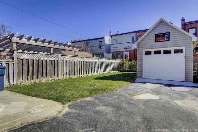 MAIN - 119 Holland Park Ave, House detached with 3 bedrooms, 3 bathrooms and 1 parking in York ON | Image 18