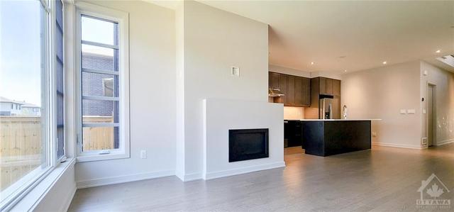 1029 Eider St, Townhouse with 3 bedrooms, 3 bathrooms and 2 parking in Ottawa ON | Image 11