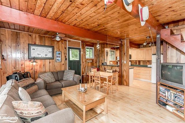 4 Severn River Shore, House detached with 2 bedrooms, 1 bathrooms and null parking in Muskoka Lakes ON | Image 46