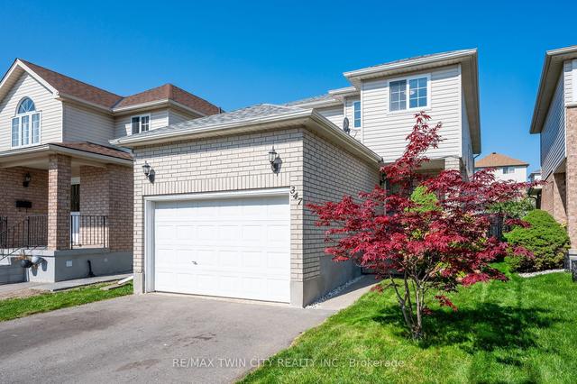 347 Hidden Creek Dr, House detached with 3 bedrooms, 3 bathrooms and 2 parking in Kitchener ON | Image 1