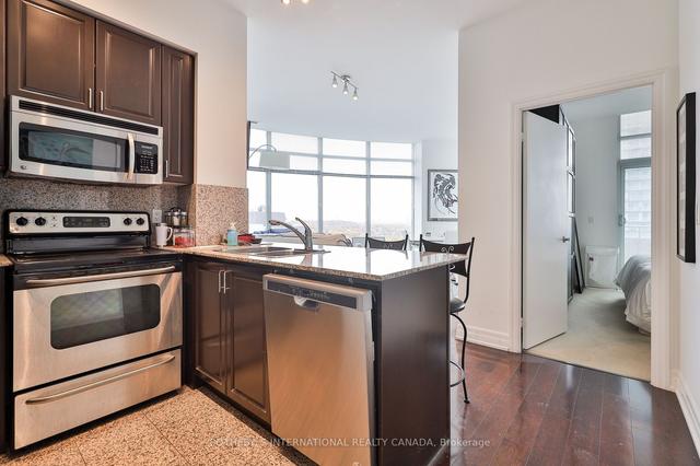 PH-201 - 8 Scollard St, Condo with 2 bedrooms, 2 bathrooms and 1 parking in Toronto ON | Image 36