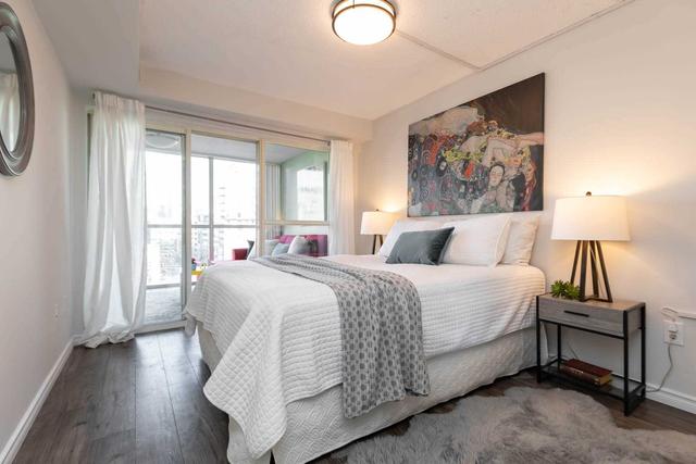 909 - 701 King St W, Condo with 2 bedrooms, 2 bathrooms and 1 parking in Toronto ON | Image 14