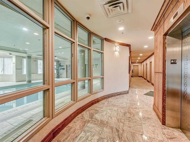 PH-03 - 4900 Glen Erin Dr, Condo with 2 bedrooms, 2 bathrooms and 1 parking in Mississauga ON | Image 13