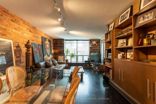 PH213 - 942 Yonge St, Condo with 1 bedrooms, 1 bathrooms and 1 parking in Toronto ON | Image 1