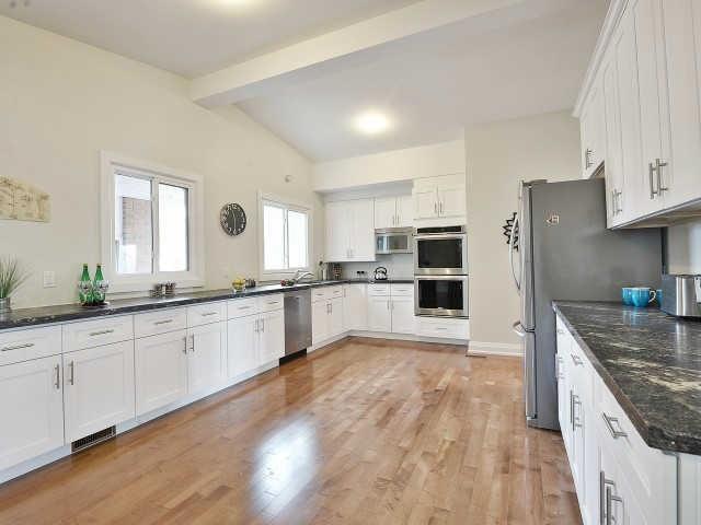 9 Kenninghall Blvd, House detached with 3 bedrooms, 3 bathrooms and 6 parking in Mississauga ON | Image 14