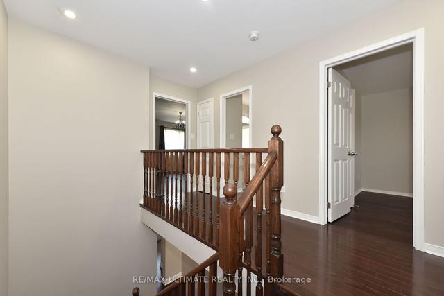 27 La Roche Ave, House detached with 3 bedrooms, 4 bathrooms and 3 parking in Halton Hills ON | Image 10