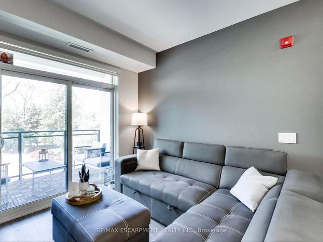 310 - 320 Plains Rd E, Condo with 2 bedrooms, 2 bathrooms and 1 parking in Burlington ON | Image 9