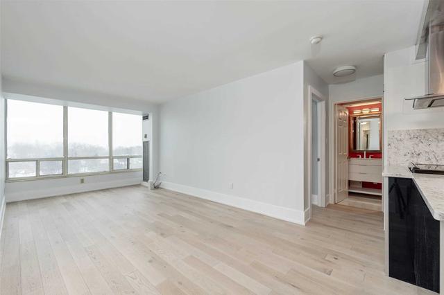 909 - 1320 Islington Ave, Condo with 2 bedrooms, 2 bathrooms and 1 parking in Etobicoke ON | Image 10