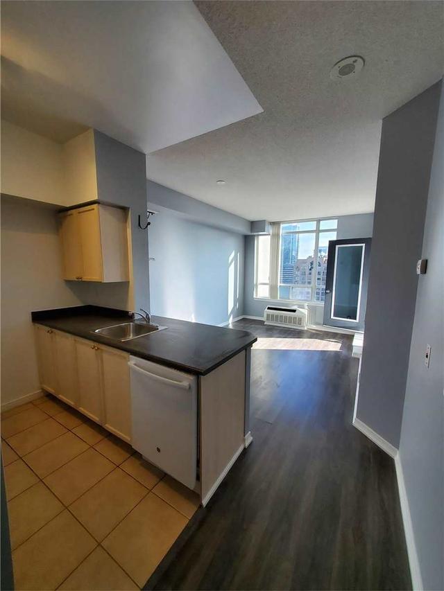 PH201 - 155 Beecroft Rd, Condo with 1 bedrooms, 1 bathrooms and 1 parking in North York ON | Image 12