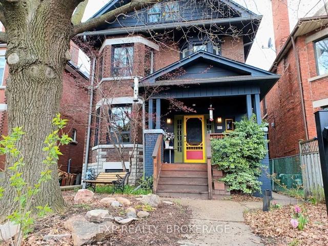 134 Westmount Ave, House detached with 6 bedrooms, 4 bathrooms and 2 parking in Toronto ON | Image 12