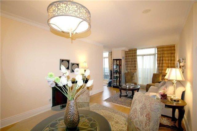 PH-04 - 10 Northtown Way, Condo with 2 bedrooms, 2 bathrooms and 1 parking in North York ON | Image 2
