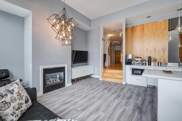 PH17 - 155 Dalhousie St, Condo with 1 bedrooms, 1 bathrooms and 1 parking in Toronto ON | Image 3