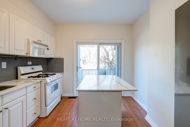 MAIN - 3 Muriel Ave, House semidetached with 1 bedrooms, 1 bathrooms and 1 parking in Toronto ON | Image 2