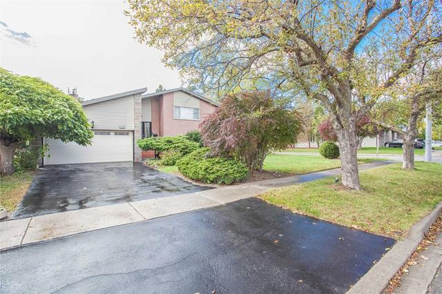 MAIN - 1588 Holburne Rd, House detached with 3 bedrooms, 2 bathrooms and 2 parking in Mississauga ON | Image 1