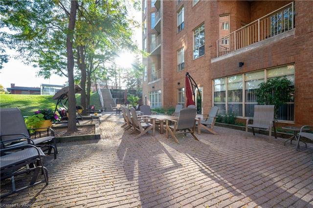 909 - 1414 King St E, House attached with 3 bedrooms, 1 bathrooms and 2 parking in Kitchener ON | Image 26