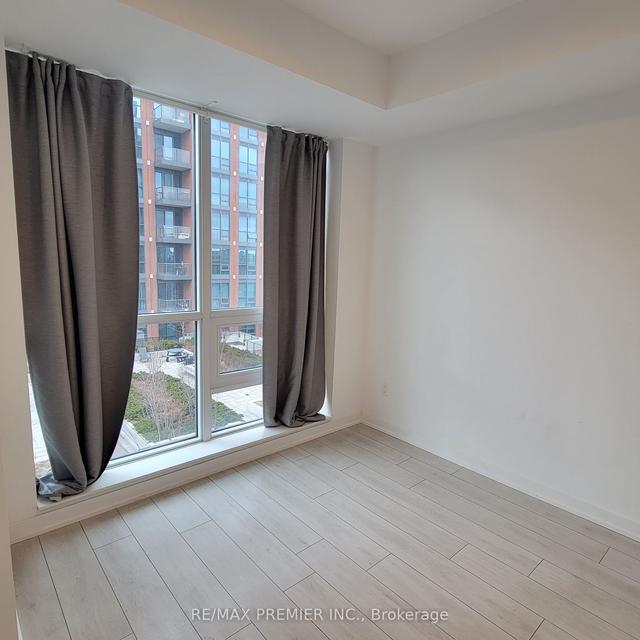 909 - 31 Tippett Rd, Condo with 2 bedrooms, 2 bathrooms and 1 parking in Toronto ON | Image 9