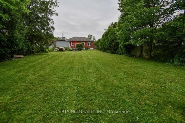240 Greenwood Ave, House detached with 2 bedrooms, 1 bathrooms and 4 parking in London ON | Image 5