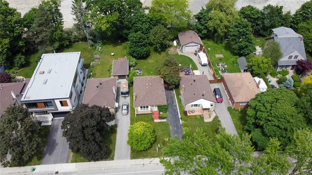 MAIN - 13 Pine Ave S, House detached with 2 bedrooms, 1 bathrooms and 4 parking in Mississauga ON | Image 24