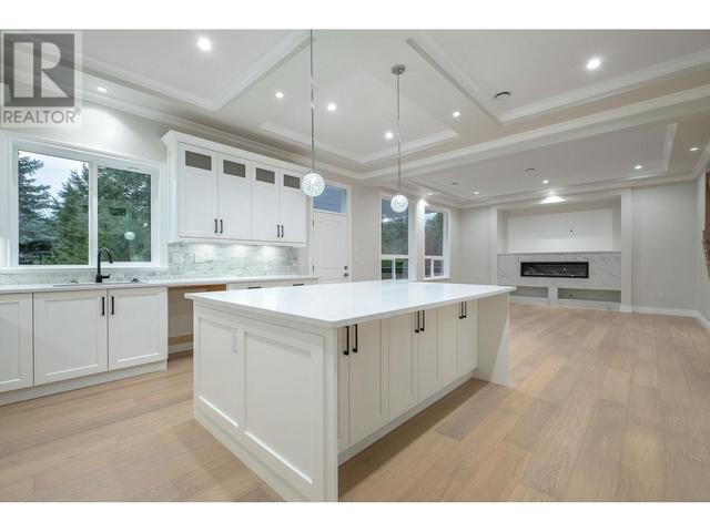 1344 Francis Cres, House detached with 5 bedrooms, 4 bathrooms and 4 parking in Coquitlam BC | Image 19
