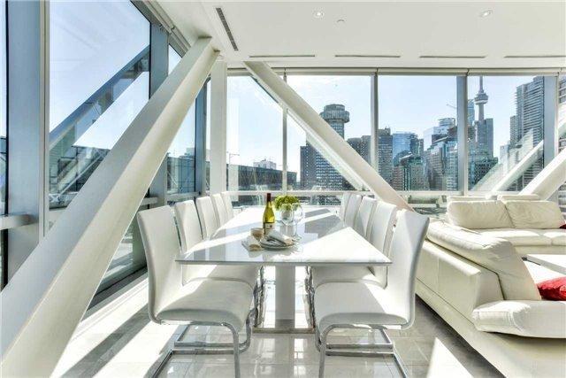 PH-1401 - 39 Queens Quay E, Condo with 2 bedrooms, 3 bathrooms and 2 parking in Toronto ON | Image 5