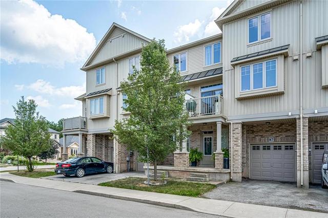 88 - 6 Chestnut Dr, House attached with 2 bedrooms, 1 bathrooms and 1 parking in Grimsby ON | Image 3