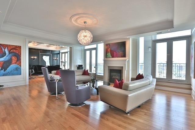 PH - 155 St Clair Ave W, Condo with 3 bedrooms, 3 bathrooms and 4 parking in Toronto ON | Image 3