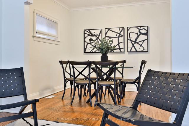 MAIN - 16 Little Blvd, House detached with 2 bedrooms, 1 bathrooms and 1 parking in York ON | Image 7