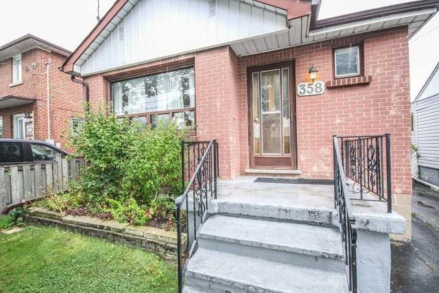 MAIN - 358 Horner Ave, House detached with 3 bedrooms, 1 bathrooms and 2 parking in Etobicoke ON | Image 3