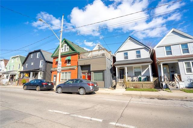 MAIN - 188 Sherman Ave N, House semidetached with 1 bedrooms, 1 bathrooms and 1 parking in Hamilton ON | Image 3