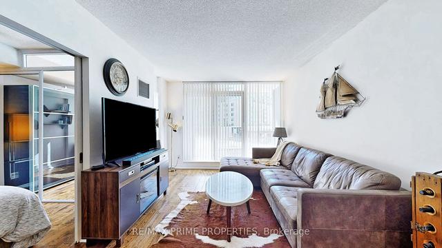 403 - 218 Queens Quay W, Condo with 1 bedrooms, 2 bathrooms and 0 parking in Toronto ON | Image 36