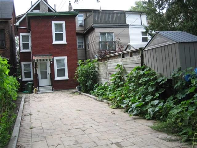 MAIN - 1320 Dundas St E, House detached with 2 bedrooms, 2 bathrooms and 1 parking in Toronto ON | Image 5