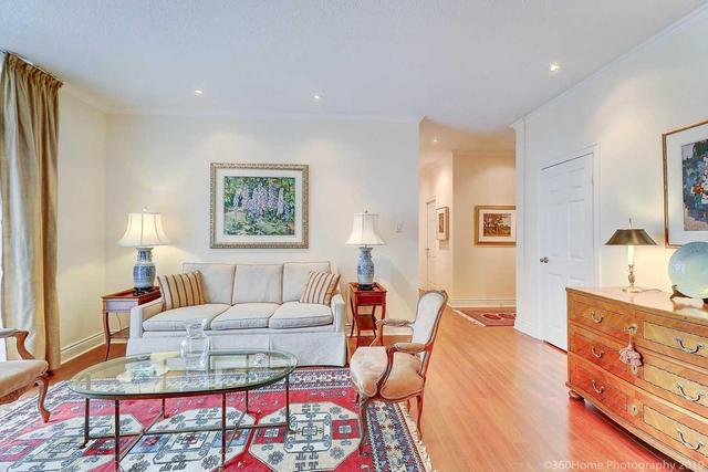 PH03 - 86 Gloucester St, Condo with 2 bedrooms, 2 bathrooms and 2 parking in Toronto ON | Image 4