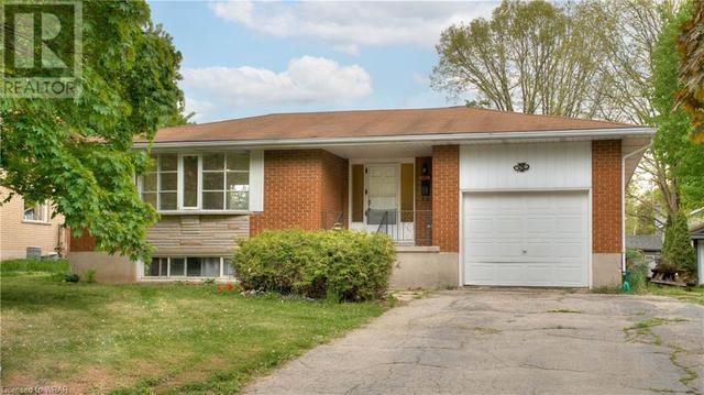 182 Lynnbrook Cres, House other with 6 bedrooms, 3 bathrooms and 5 parking in Waterloo ON | Image 2