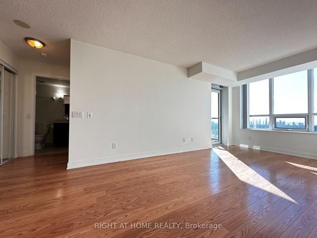 2450 - 25 Viking Lane, Condo with 2 bedrooms, 2 bathrooms and 1 parking in Etobicoke ON | Image 7