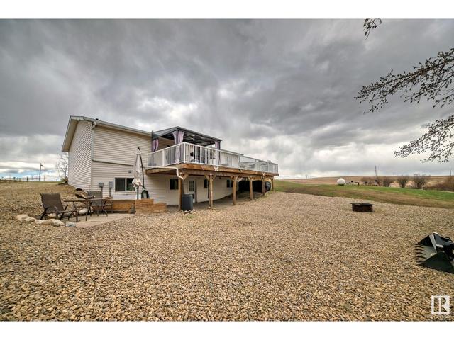 25113 Twp Rd 272, House detached with 3 bedrooms, 2 bathrooms and null parking in Rocky View County AB | Image 45