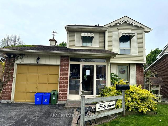47 Panter Cres, House detached with 3 bedrooms, 2 bathrooms and 3 parking in Ajax ON | Image 1