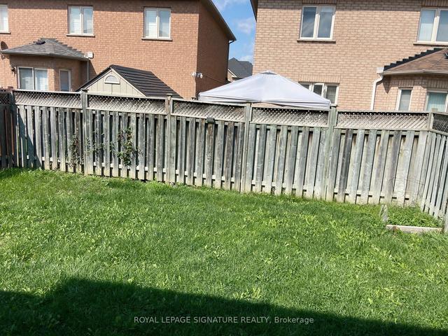 MAIN - 132 Starhill Cres, House semidetached with 3 bedrooms, 2 bathrooms and 2 parking in Brampton ON | Image 15