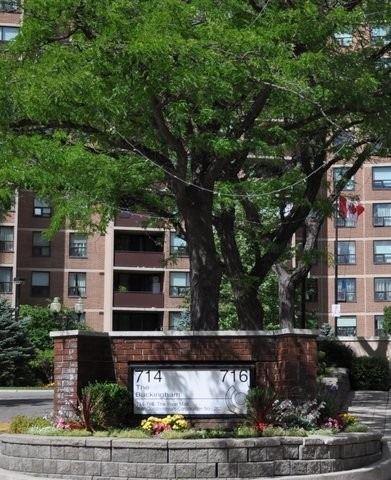 PH-2003 - 714 The West Mall, Condo with 1 bedrooms, 1 bathrooms and 1 parking in Toronto ON | Image 1