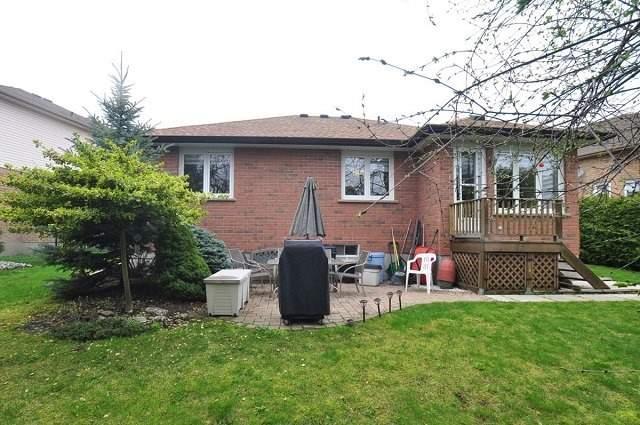 909 Sundance Cir, House detached with 2 bedrooms, 3 bathrooms and 4 parking in Oshawa ON | Image 20