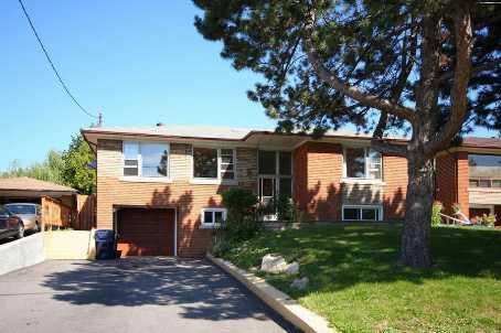 90 Beckett Ave, House detached with 3 bedrooms, 2 bathrooms and 5 parking in North York ON | Image 1