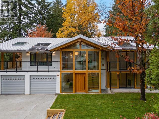 40215 Kintyre Dr, House detached with 4 bedrooms, 5 bathrooms and 2 parking in Squamish BC | Image 33