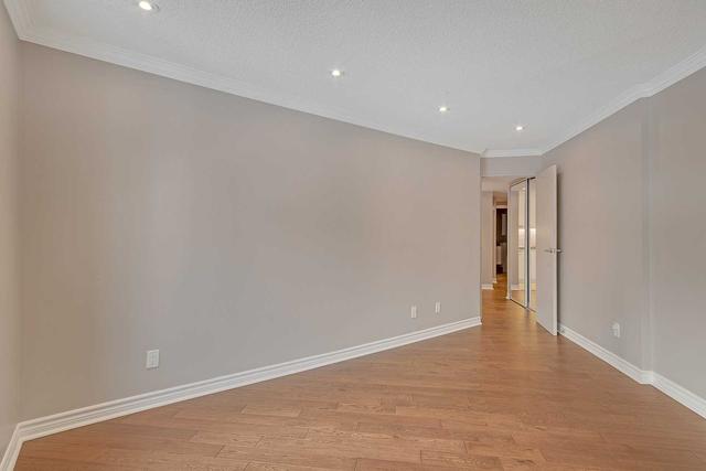 PH-1 - 55 Wellesley St E, Condo with 2 bedrooms, 2 bathrooms and 1 parking in Toronto ON | Image 13