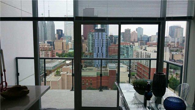 PH-13 - 400 Adelaide St E, Condo with 3 bedrooms, 2 bathrooms and null parking in Toronto ON | Image 7