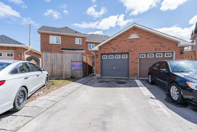 9094 Dufferin St, House attached with 3 bedrooms, 4 bathrooms and 2 parking in Concord ON | Image 31