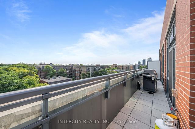 PH15 - 7608 Yonge St, Condo with 2 bedrooms, 2 bathrooms and 1 parking in Thornhill ON | Image 18