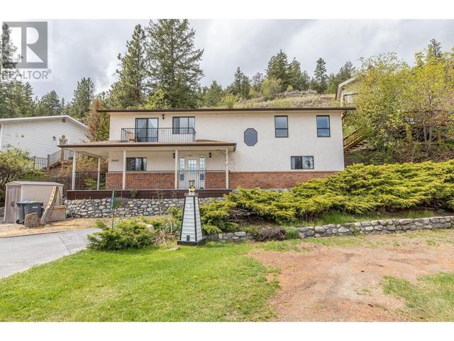 13606 Cartwright Ave, House detached with 3 bedrooms, 2 bathrooms and null parking in Summerland BC | Image 1